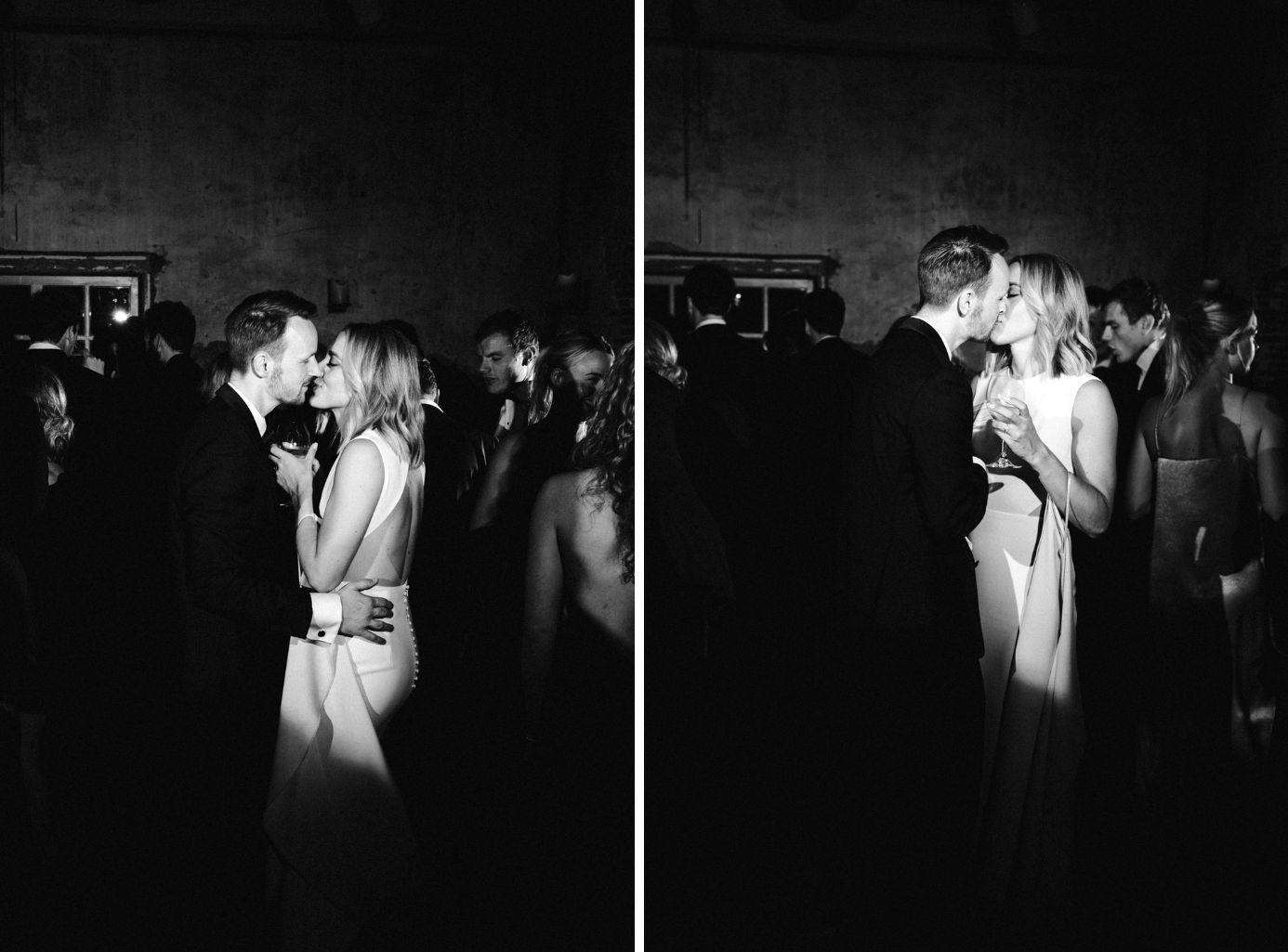 Wedding party dancing in the garden at Huize Frankendael