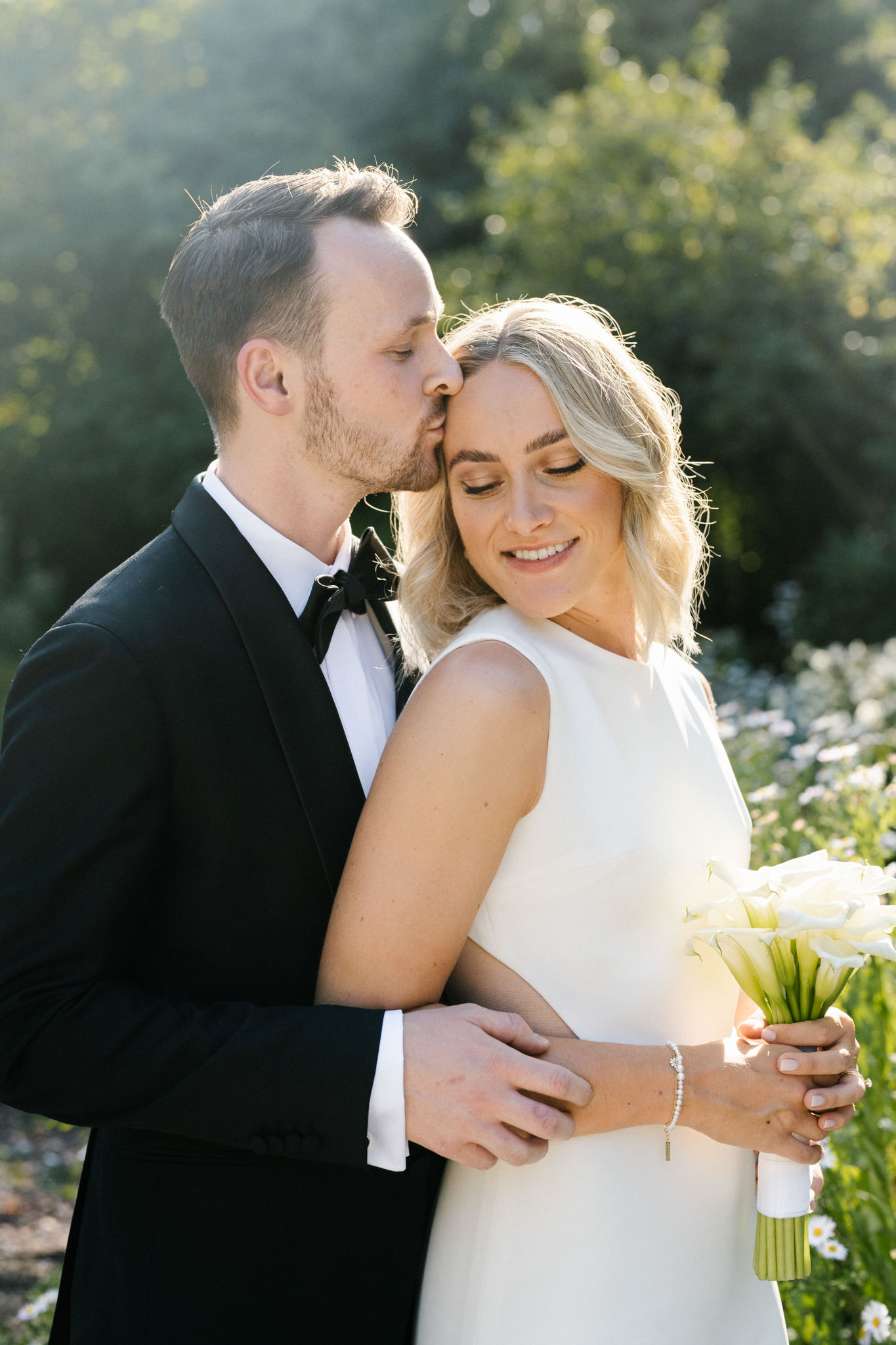 sunset shoot at wedding Huize Frankendael 