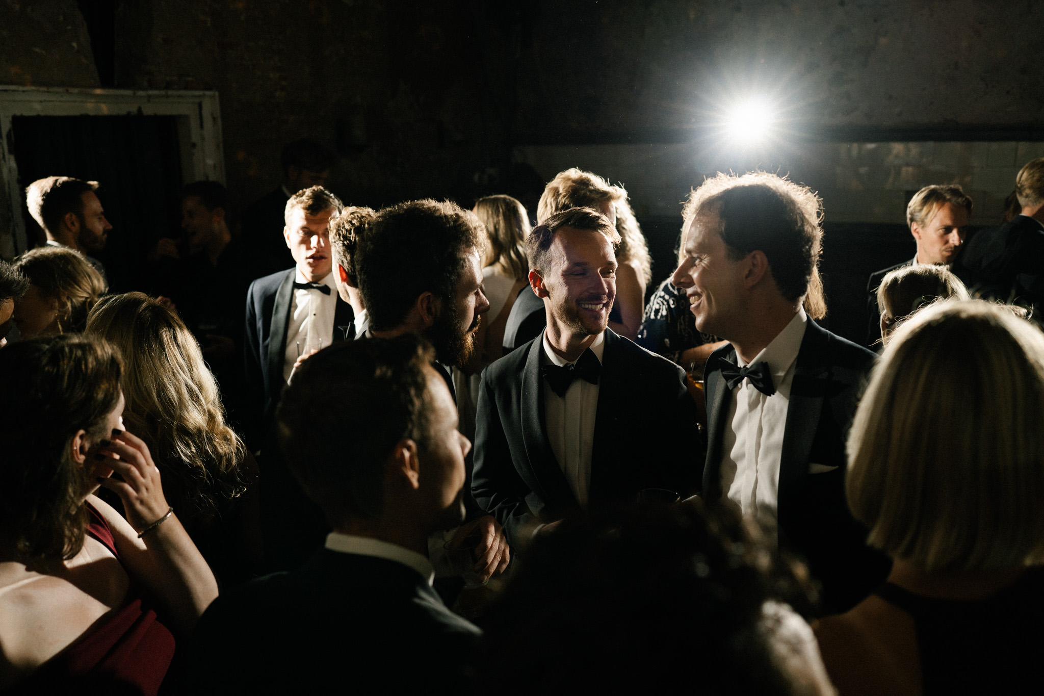 Wedding party dancing in the garden at Huize Frankendael